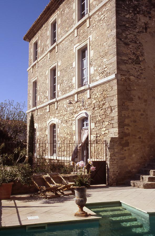 Le Posterlon Bed & Breakfast Caumont-sur-Durance Dış mekan fotoğraf
